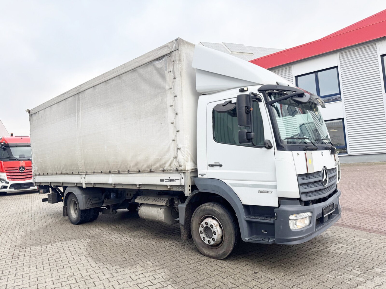 משאית צד נופל/ שטוחה Mercedes-Benz Atego 1530 L 4x2 Atego 1530 L 4x2 mit LBW Dhollandia: תמונה 8