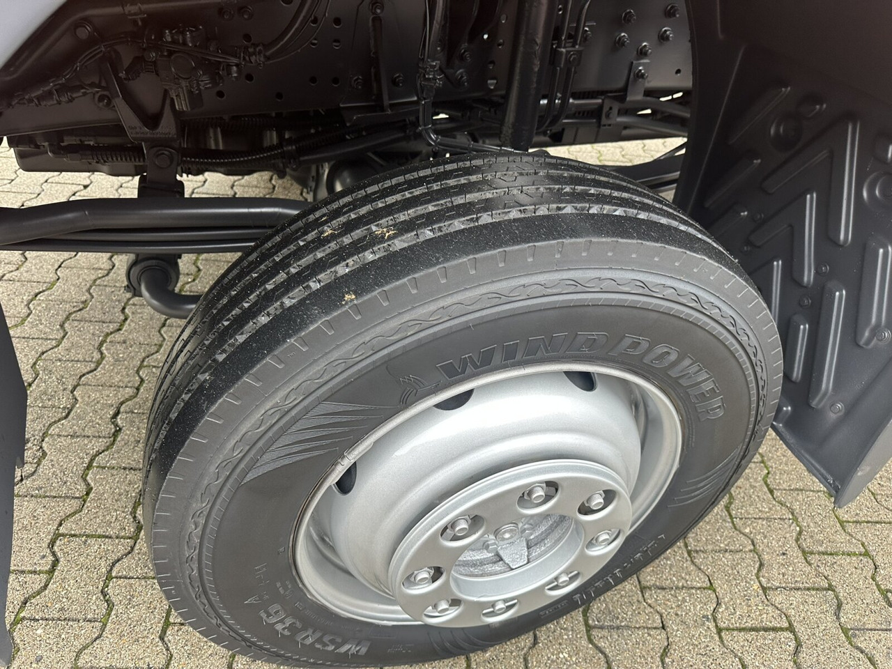 Mercedes-Benz Atego 1624 AK 4x4 Atego 1624 AK 4x4, AT-Motor, Winterdienstausstattung - מזהיר, משאית מנוף: תמונה 4 Mercedes-Benz Atego 1624 AK 4x4 Atego 1624 AK 4x4, AT-Motor, Winterdienstausstattung - מזהיר, משאית מנוף: תמונה 4