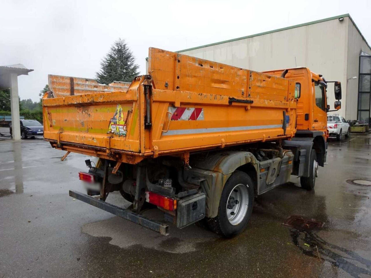 Mercedes-Benz Atego 1624 AK 4x4 Atego 1624 AK 4x4, AT-Motor, Winterdienstausstattung - מזהיר, משאית מנוף: תמונה 3 Mercedes-Benz Atego 1624 AK 4x4 Atego 1624 AK 4x4, AT-Motor, Winterdienstausstattung - מזהיר, משאית מנוף: תמונה 3