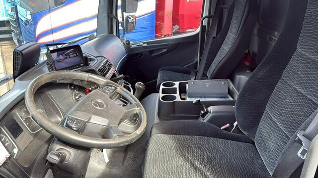 Mercedes-Benz Atego 1627 L 4x2 Atego 1627 L 4x2, 6-Zylinder, Motorabtrieb - משאית עם שלדת תא: תמונה 2 Mercedes-Benz Atego 1627 L 4x2 Atego 1627 L 4x2, 6-Zylinder, Motorabtrieb - משאית עם שלדת תא: תמונה 2