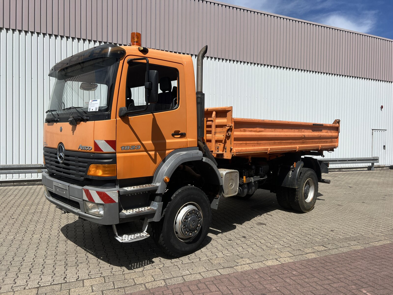 Mercedes-Benz Atego 1823 AK 4x4 Atego 1823 AK 4x4 - מזהיר: תמונה 1 Mercedes-Benz Atego 1823 AK 4x4 Atego 1823 AK 4x4 - מזהיר: תמונה 1