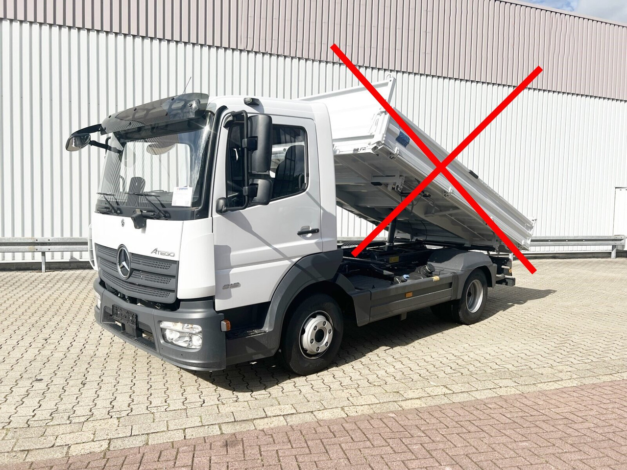Mercedes-Benz Atego 818 K 4x2 Atego 818 K 4x2, 2x AHK, 5x VORHANDEN! - משאית עם שלדת תא: תמונה 1 Mercedes-Benz Atego 818 K 4x2 Atego 818 K 4x2, 2x AHK, 5x VORHANDEN! - משאית עם שלדת תא: תמונה 1