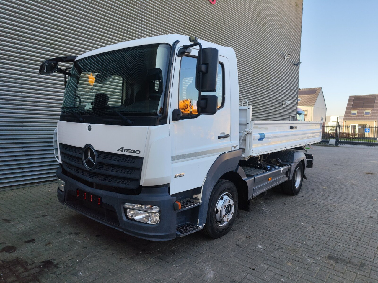 Mercedes-Benz Atego 818 K 4x2 Atego 818 K 4x2, Meiller-Kipper, - מזהיר: תמונה 1 Mercedes-Benz Atego 818 K 4x2 Atego 818 K 4x2, Meiller-Kipper, - מזהיר: תמונה 1