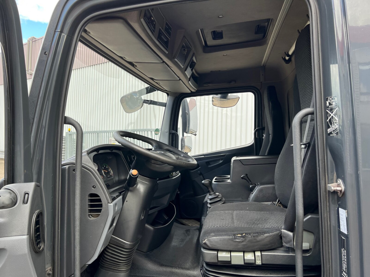 Mercedes-Benz Atego 818 L 4x2 Atego 818 L 4x2 mit MBB LBW, 4x Vorhanden! - משאית תיבה: תמונה 2 Mercedes-Benz Atego 818 L 4x2 Atego 818 L 4x2 mit MBB LBW, 4x Vorhanden! - משאית תיבה: תמונה 2