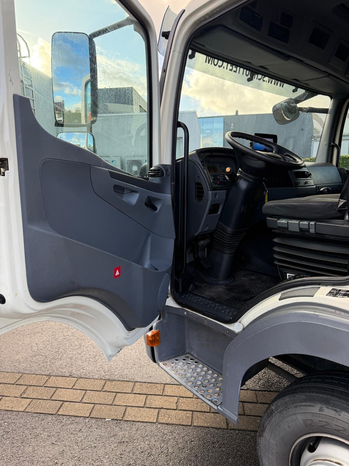 Mercedes-Benz Atego Atego 816 4 x 2 - משאית צד נופל/ שטוחה: תמונה 2 Mercedes-Benz Atego Atego 816 4 x 2 - משאית צד נופל/ שטוחה: תמונה 2