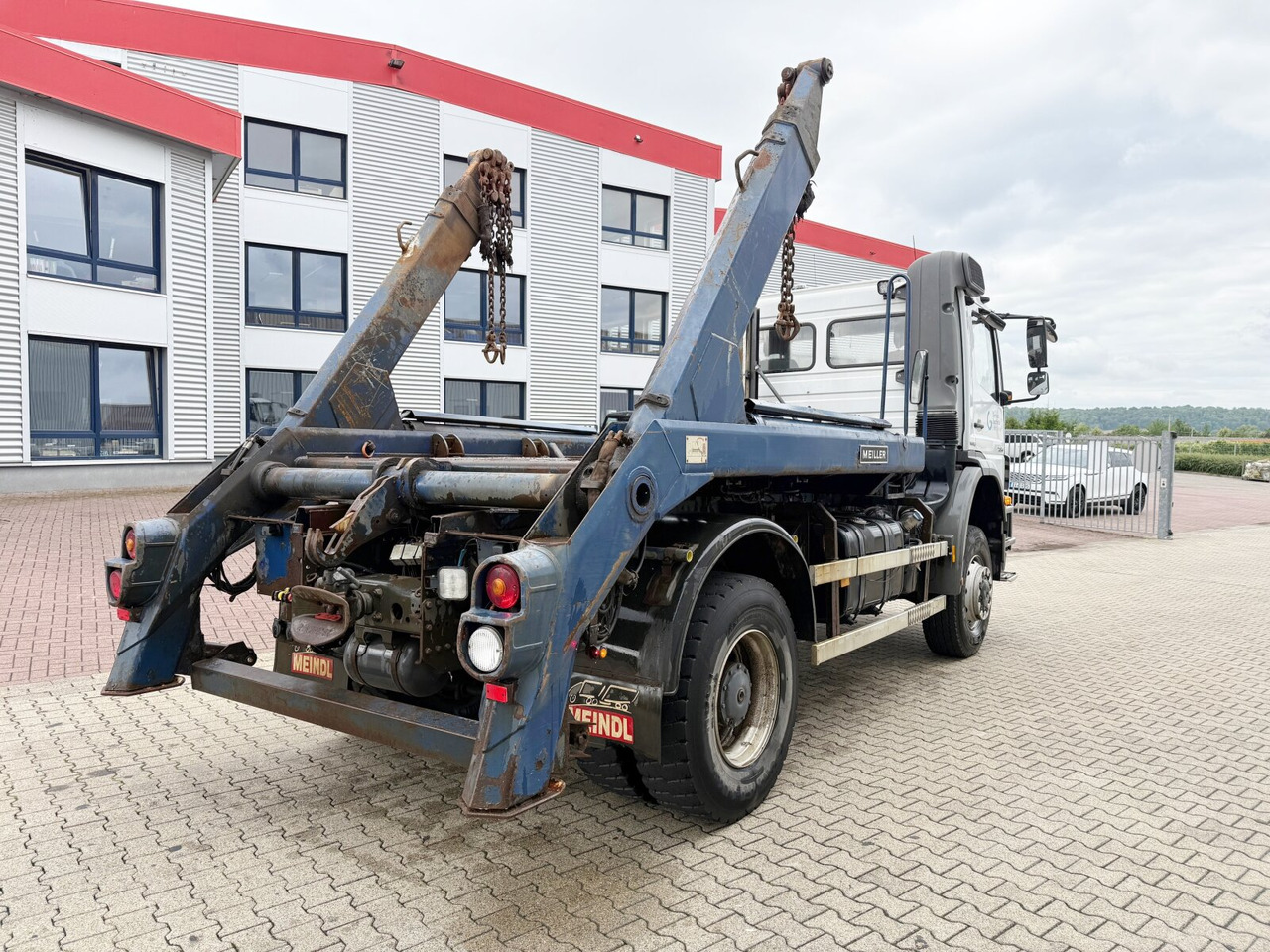 משאית דילוג העמסה Mercedes-Benz Axor 1824 AK 4x4 Axor 1824 AK 4x4, Tele-Absetzer, Winterdienstausstattung: תמונה 12
