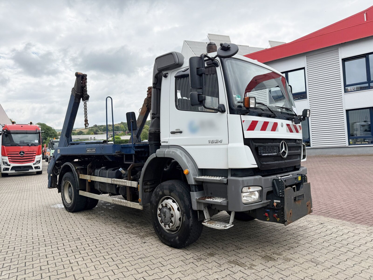משאית דילוג העמסה Mercedes-Benz Axor 1824 AK 4x4 Axor 1824 AK 4x4, Tele-Absetzer, Winterdienstausstattung: תמונה 11
