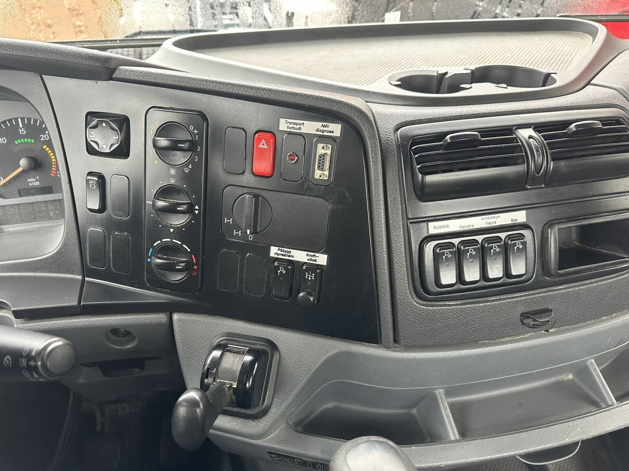 משאית עם שלדת תא Mercedes-Benz Axor 2629 K 6x4 Axor 2629 K 6x4, PTO, Steel, Manual, 6-Zylinder: תמונה 7