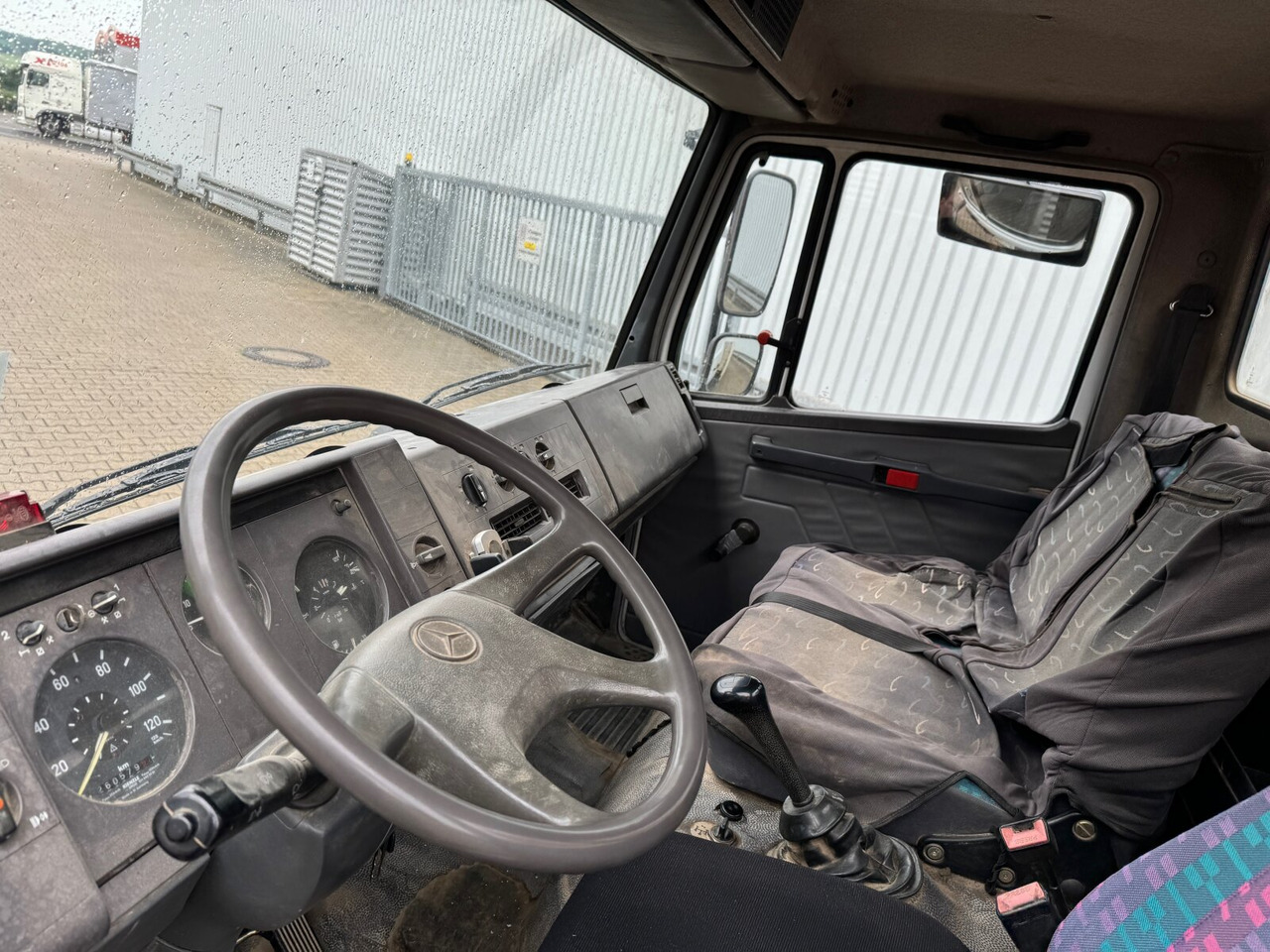 Mercedes-Benz LK 814 4x2 LK 814 4x2, 6-Zylinder, Kran Tirre Euro 35 - משאית מנוף, משאית צד נופל/ שטוחה: תמונה 4 Mercedes-Benz LK 814 4x2 LK 814 4x2, 6-Zylinder, Kran Tirre Euro 35 - משאית מנוף, משאית צד נופל/ שטוחה: תמונה 4