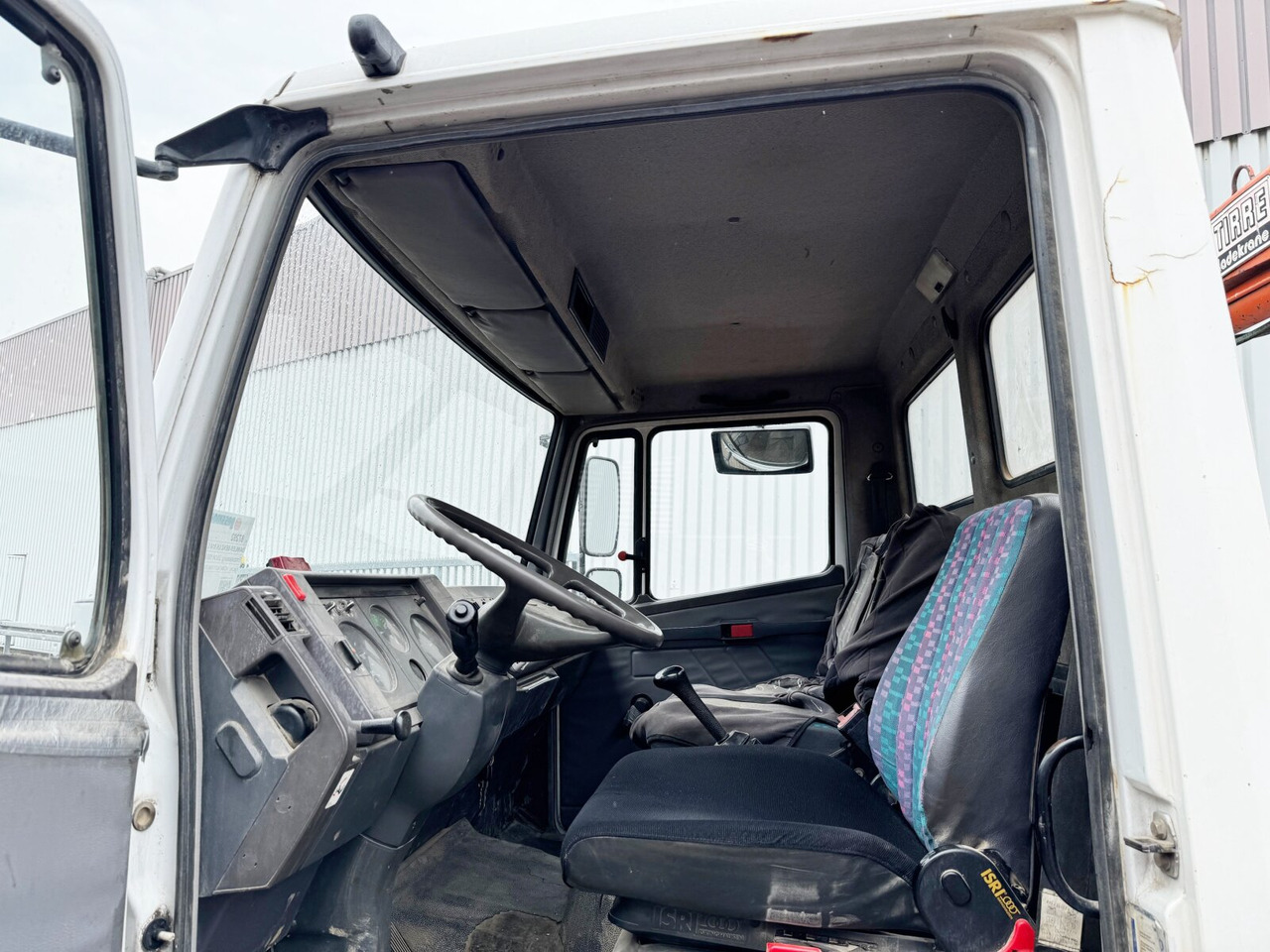 Mercedes-Benz LK 814 4x2 LK 814 4x2, 6-Zylinder, Kran Tirre Euro 35 - משאית מנוף, משאית צד נופל/ שטוחה: תמונה 3 Mercedes-Benz LK 814 4x2 LK 814 4x2, 6-Zylinder, Kran Tirre Euro 35 - משאית מנוף, משאית צד נופל/ שטוחה: תמונה 3