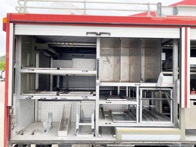 Mercedes-Benz LK 814 F 4x2 LK 814 F 4x2, Ziegler RW1, 6-Zylinder Motor - משאית אש: תמונה 3 Mercedes-Benz LK 814 F 4x2 LK 814 F 4x2, Ziegler RW1, 6-Zylinder Motor - משאית אש: תמונה 3