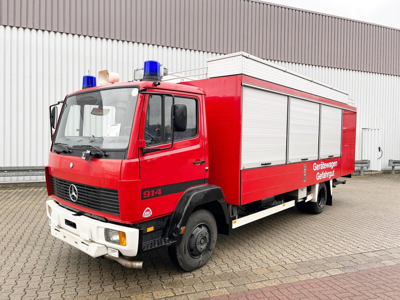 Mercedes-Benz LK 914 4x2 LK 914 4x2, Gerätewagen für Gefahrgut, 6-Zylinder Motor - משאית אש: תמונה 1 Mercedes-Benz LK 914 4x2 LK 914 4x2, Gerätewagen für Gefahrgut, 6-Zylinder Motor - משאית אש: תמונה 1