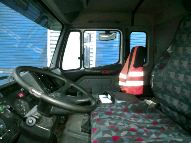 הַחכָּרָה Mercedes-Benz SK 1824 L 4x2 SK 1824 L 4x2, Esterer Tankaufbau ca. 13.100l, 2 Kammern Mercedes-Benz SK 1824 L 4x2 SK 1824 L 4x2, Esterer Tankaufbau ca. 13.100l, 2 Kammern: תמונה 7