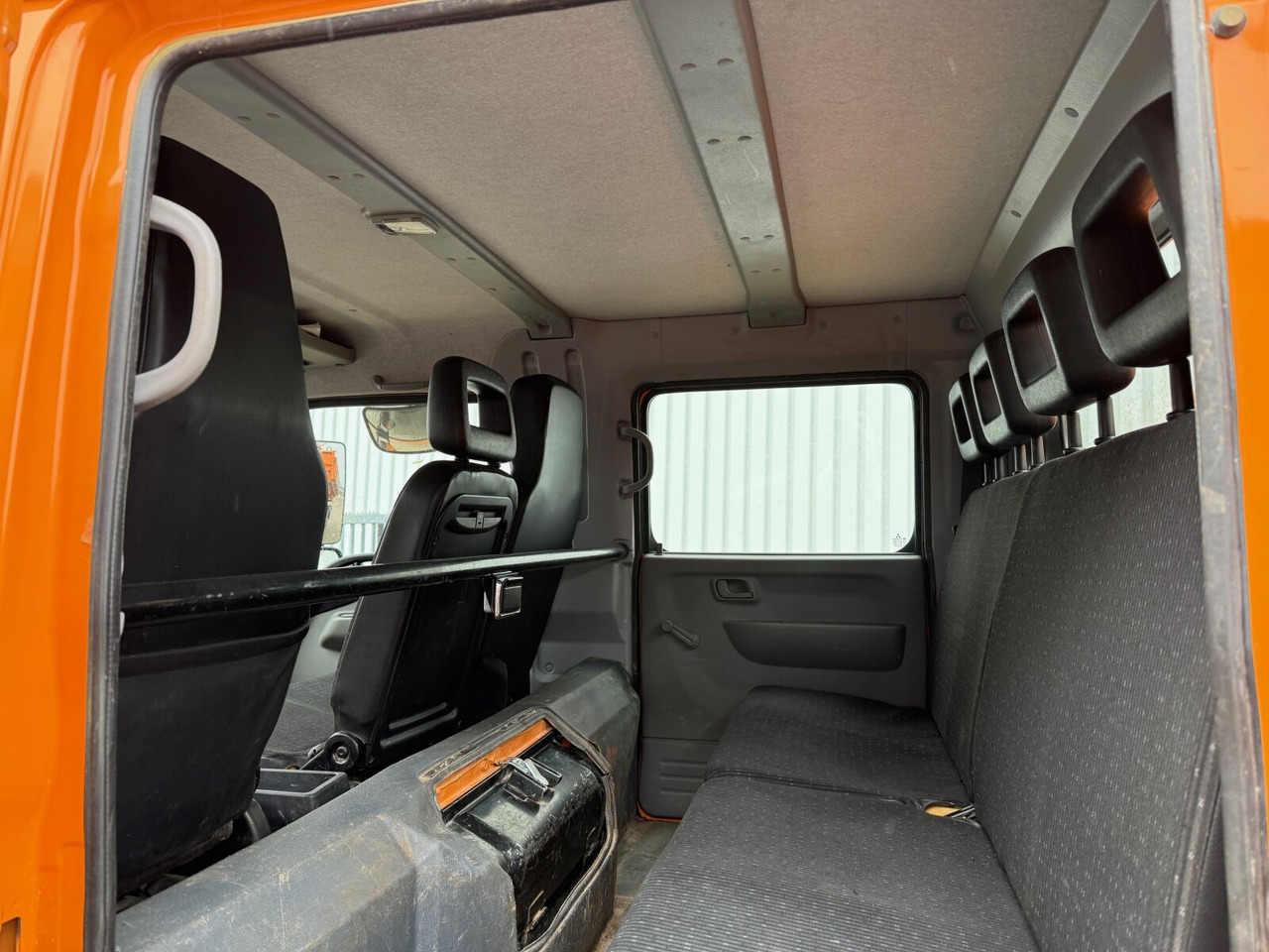 הַחכָּרָה Mitsubishi Fuso 6C18D 4x4 Doka Fuso 6C18D 4x4 Doka Mitsubishi Fuso 6C18D 4x4 Doka Fuso 6C18D 4x4 Doka: תמונה 7