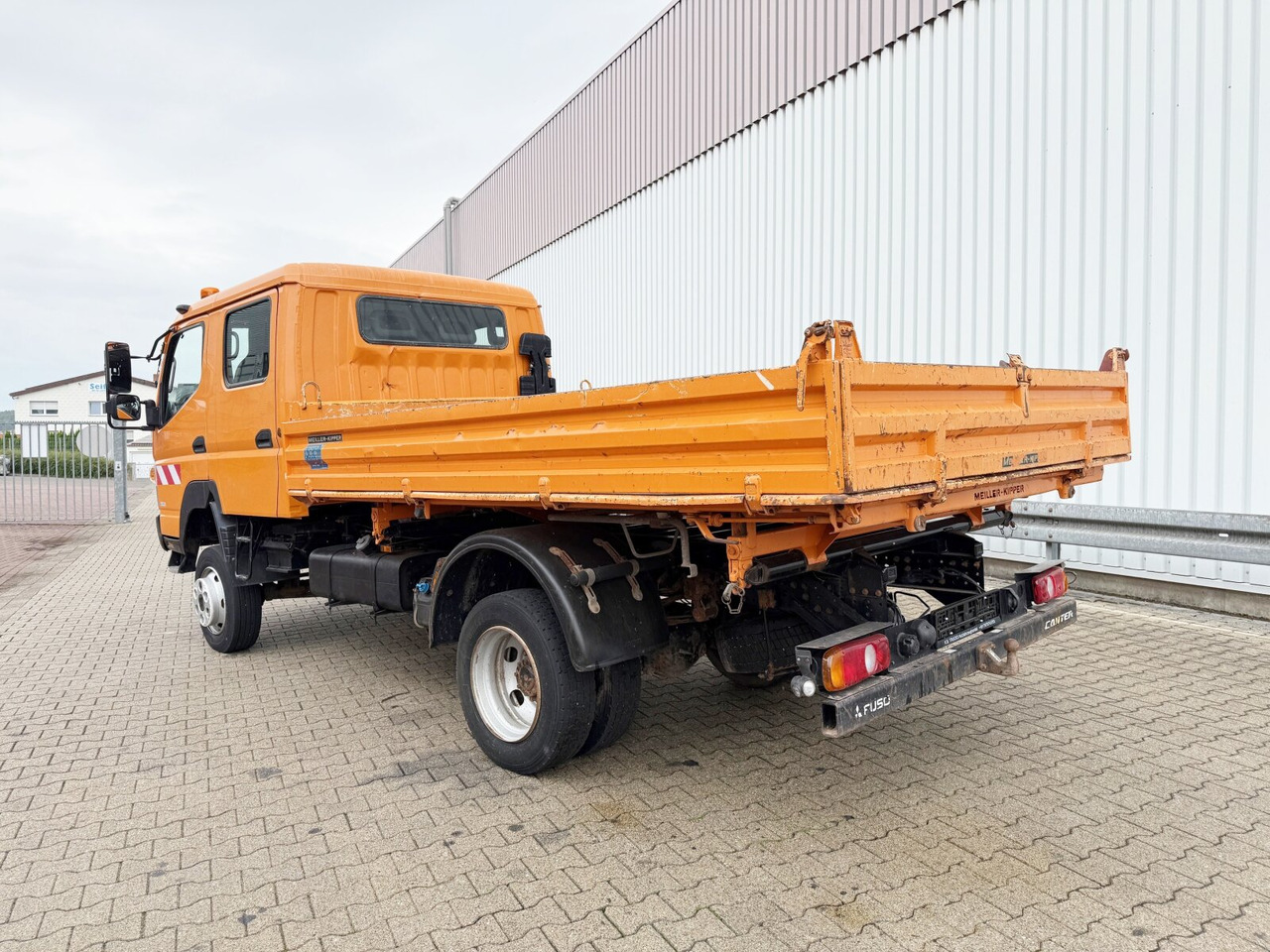 הַחכָּרָה Mitsubishi Fuso 6C18D 4x4 Doka Fuso 6C18D 4x4 Doka Mitsubishi Fuso 6C18D 4x4 Doka Fuso 6C18D 4x4 Doka: תמונה 12