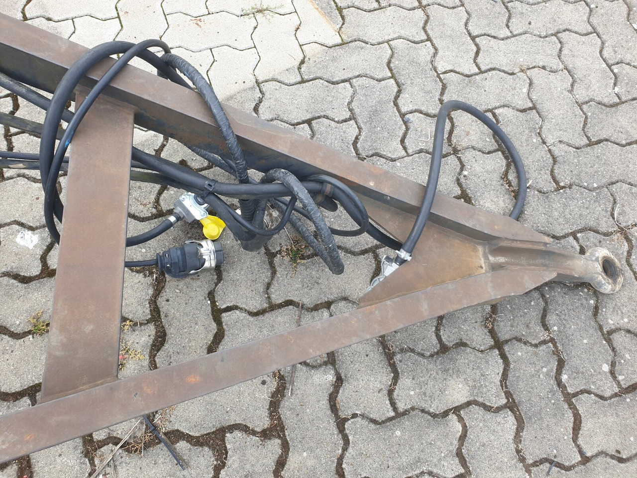 RARA-18 RARA-18 - קרון נגרר מתגלגל/ מדלג: תמונה 5 RARA-18 RARA-18 - קרון נגרר מתגלגל/ מדלג: תמונה 5