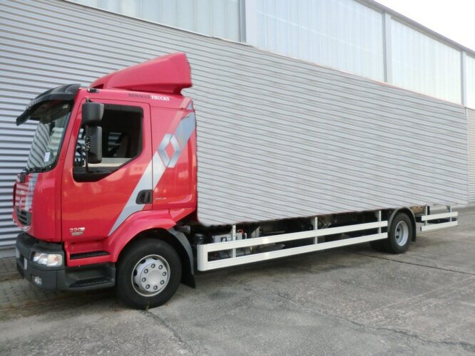 Renault Midlum 220 DXi 4x2 Midlum 220 DXi 4x2 mit Kran Palfinger PK 11001 - משאית מנוף, משאית צד נופל/ שטוחה: תמונה 2 Renault Midlum 220 DXi 4x2 Midlum 220 DXi 4x2 mit Kran Palfinger PK 11001 - משאית מנוף, משאית צד נופל/ שטוחה: תמונה 2