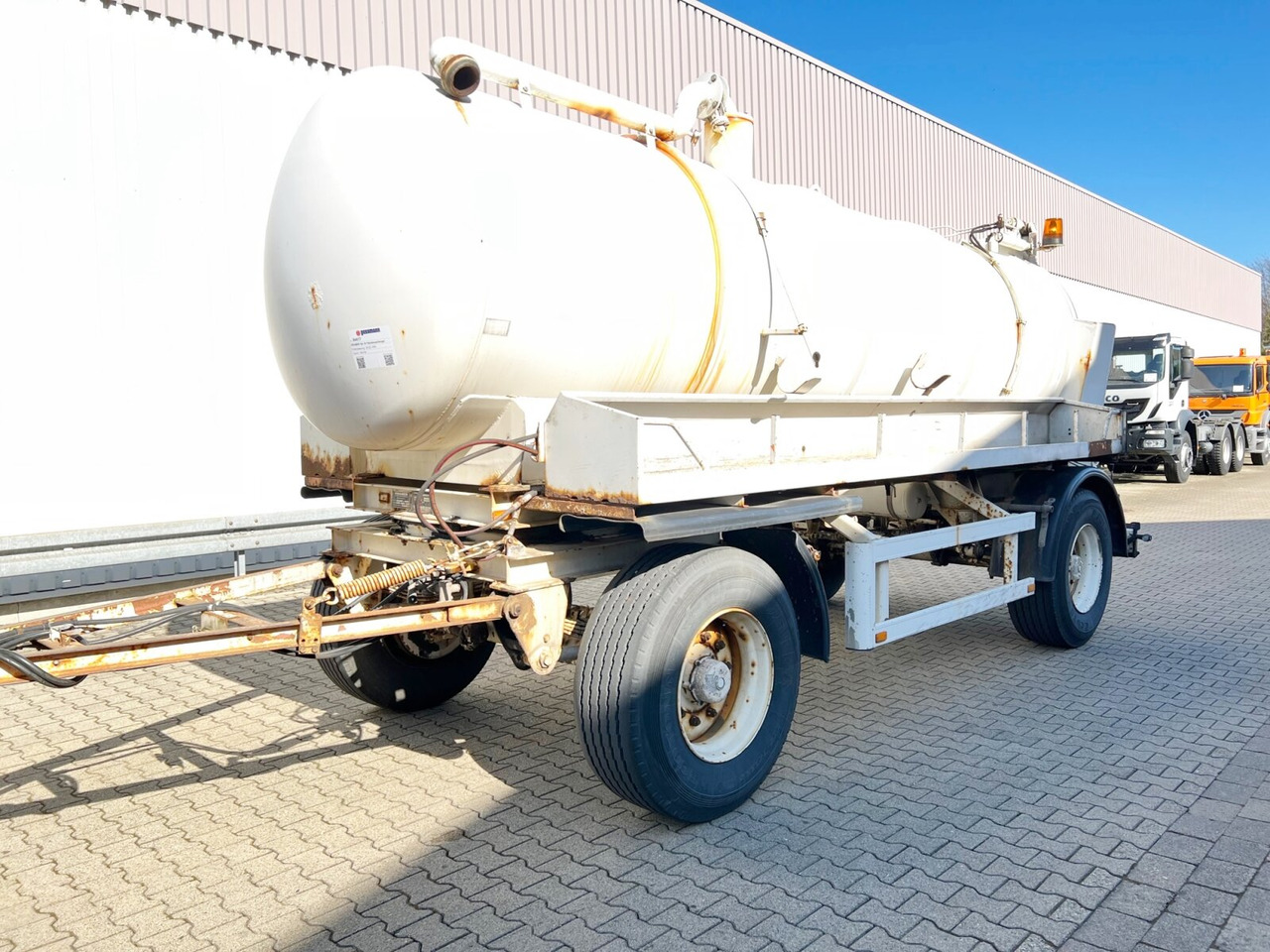 SA 18 Fäkalienanhänger Kramer, SA 18 Fäkalienanhänger, ca. 10.000l - קרון נגרר עם מכל: תמונה 1 SA 18 Fäkalienanhänger Kramer, SA 18 Fäkalienanhänger, ca. 10.000l - קרון נגרר עם מכל: תמונה 1
