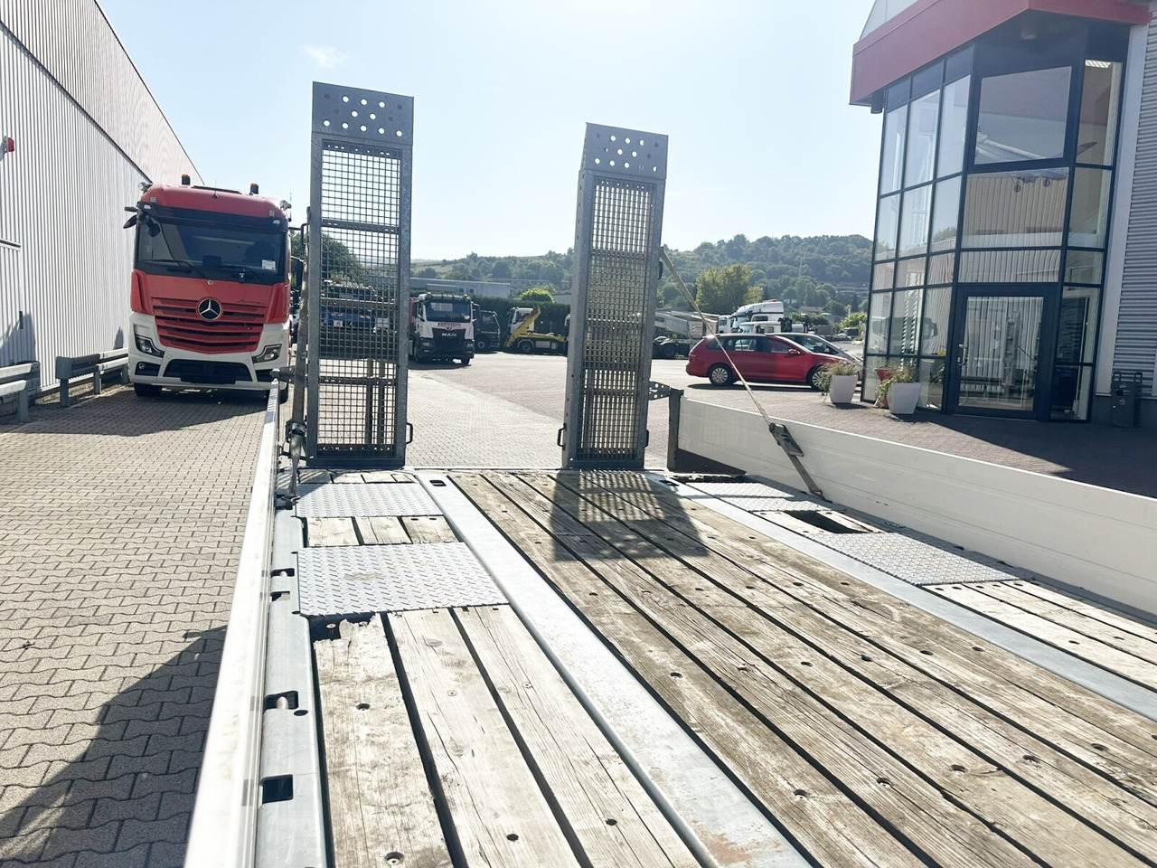 SAXAS ATP 54-11-Z ATP 54-11-Z - קרון נגרר עם מטען נמוך: תמונה 3 SAXAS ATP 54-11-Z ATP 54-11-Z - קרון נגרר עם מטען נמוך: תמונה 3