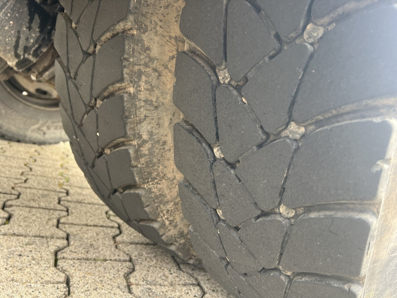 Scania 94G 260 GB 4x2 94G 260 GB 4x2, Meiller - משאית דילוג העמסה: תמונה 3 Scania 94G 260 GB 4x2 94G 260 GB 4x2, Meiller - משאית דילוג העמסה: תמונה 3