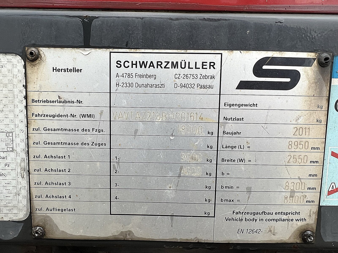 Schwarzmüller AZ 18 AZ 18 - קרון נגרר צד נופל/ שטוח: תמונה 3 Schwarzmüller AZ 18 AZ 18 - קרון נגרר צד נופל/ שטוח: תמונה 3