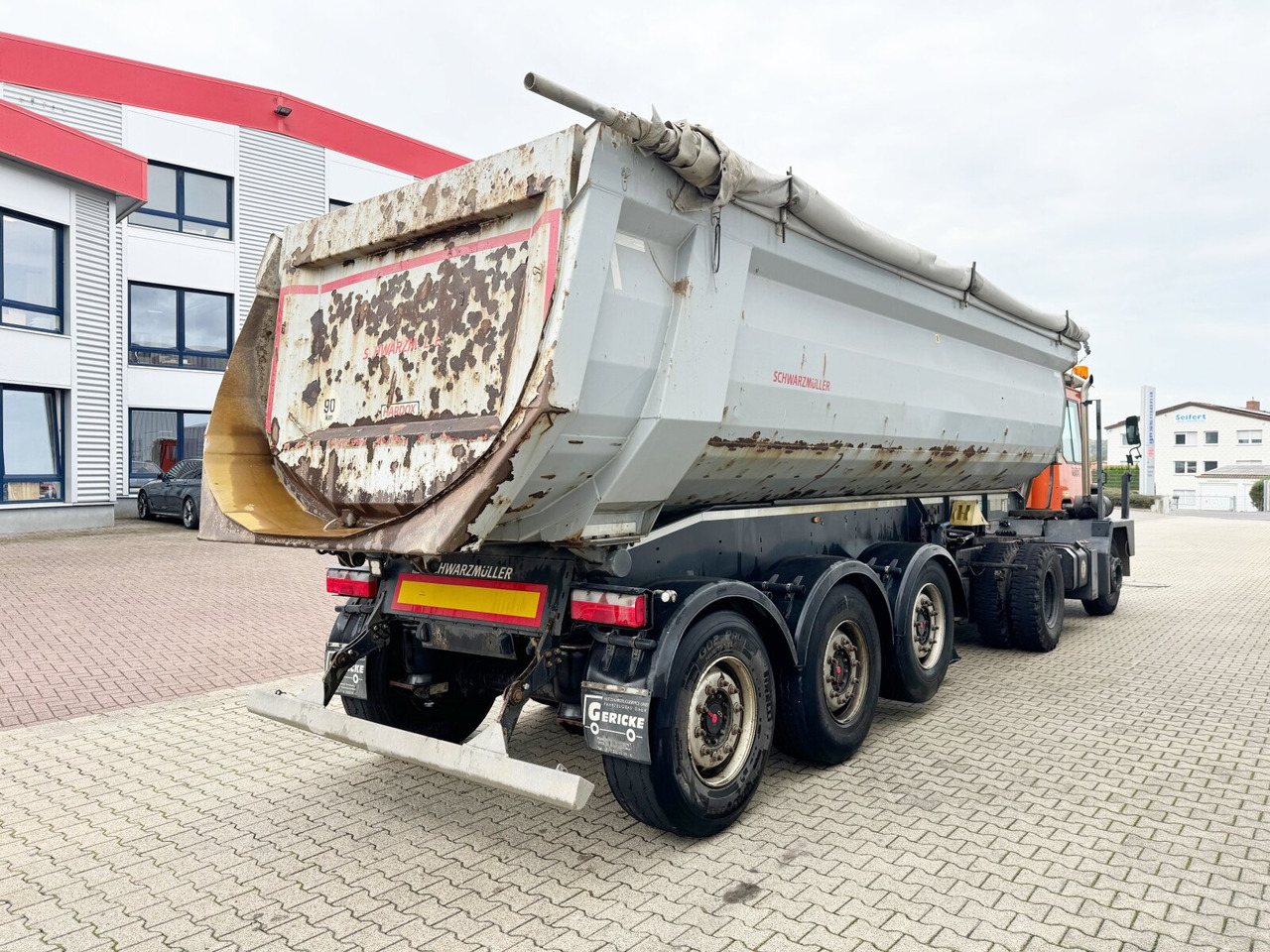 Schwarzmüller K-Serie Kippauflieger K-Serie Kippauflieger, Stahlmulde ca. 27m³, Liftachse - סמיטריילר: תמונה 2 Schwarzmüller K-Serie Kippauflieger K-Serie Kippauflieger, Stahlmulde ca. 27m³, Liftachse - סמיטריילר: תמונה 2