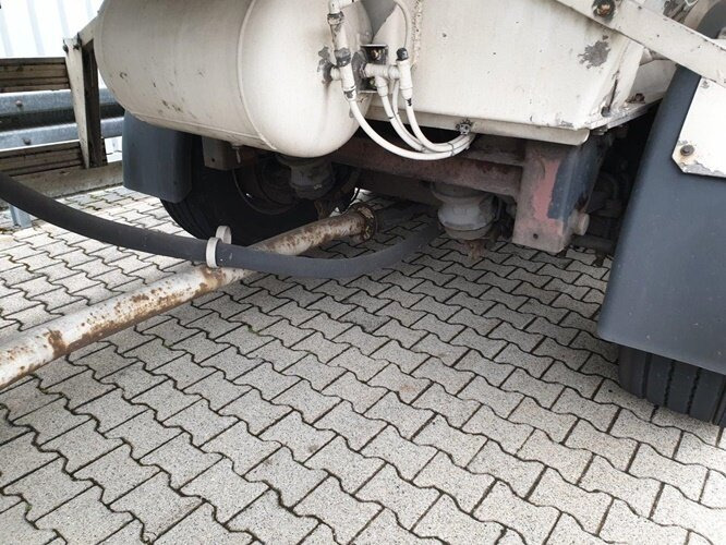 Spitzer SF 2455/4 UN PM SF 2455/4 UN PM Siloaufliger ca. 55m³ - סמיטריילר Silo: תמונה 3 Spitzer SF 2455/4 UN PM SF 2455/4 UN PM Siloaufliger ca. 55m³ - סמיטריילר Silo: תמונה 3