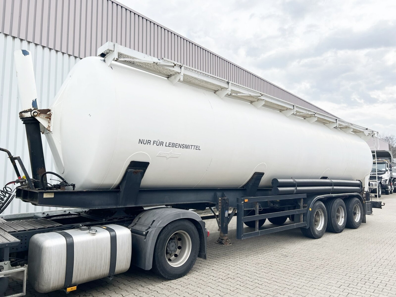 Spitzer SK 2453 ZIC SK 2453 ZIC, Kippsilo ca. 53m³ - סמיטריילר Silo: תמונה 1 Spitzer SK 2453 ZIC SK 2453 ZIC, Kippsilo ca. 53m³ - סמיטריילר Silo: תמונה 1