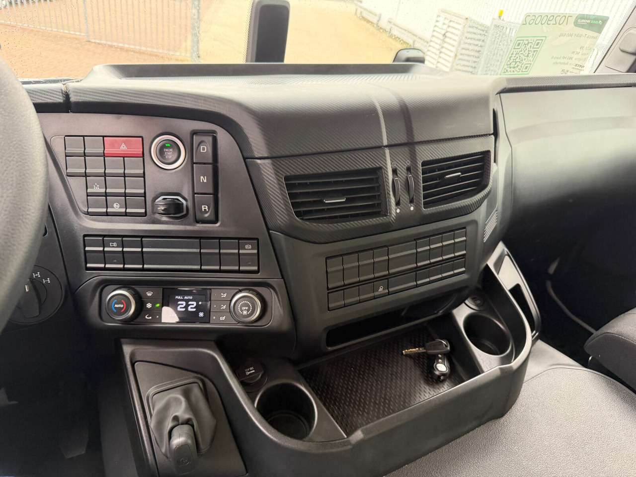 T-Way 360 6x6 T-Way 360 6x6 - משאית הרמת וו: תמונה 3 T-Way 360 6x6 T-Way 360 6x6 - משאית הרמת וו: תמונה 3