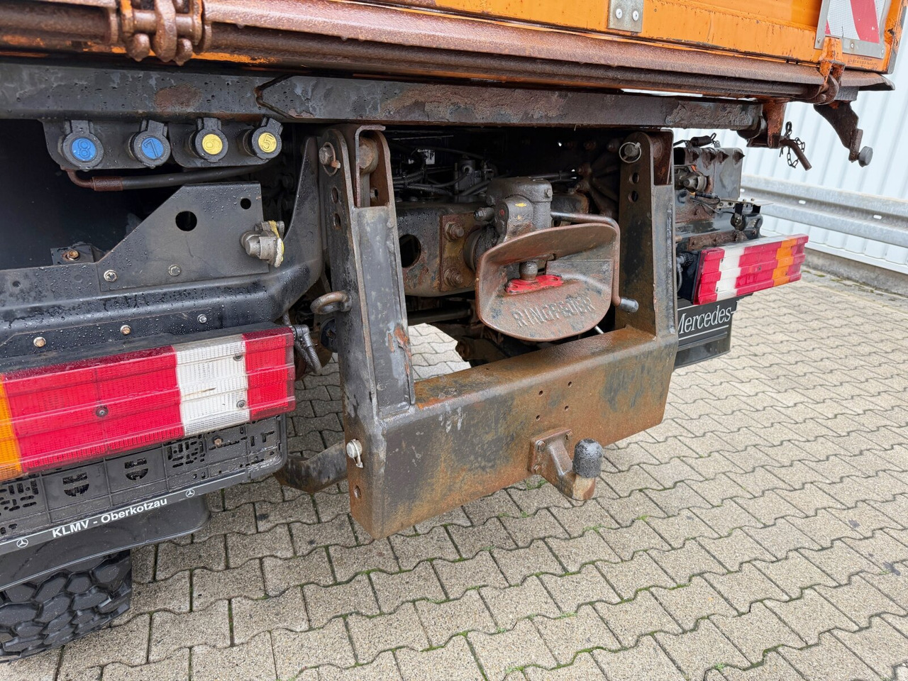 Unimog U 20 4x4 U 20 4x4, Kipper, Zapfwelle, Winterdienstausstattung, 2x AHK - כלי רכב מסחרי: תמונה 2 Unimog U 20 4x4 U 20 4x4, Kipper, Zapfwelle, Winterdienstausstattung, 2x AHK - כלי רכב מסחרי: תמונה 2