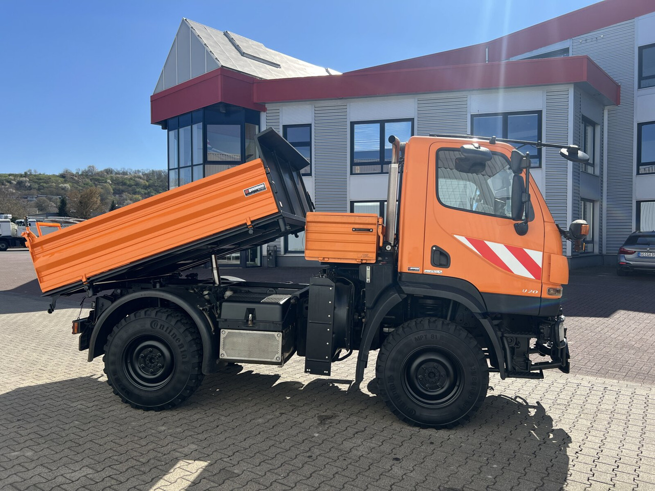 כלי רכב מסחרי Unimog U 20 U405/70 4x4 U 20 U405/70 4x4, Kipper, Winterdienstplatte: תמונה 9