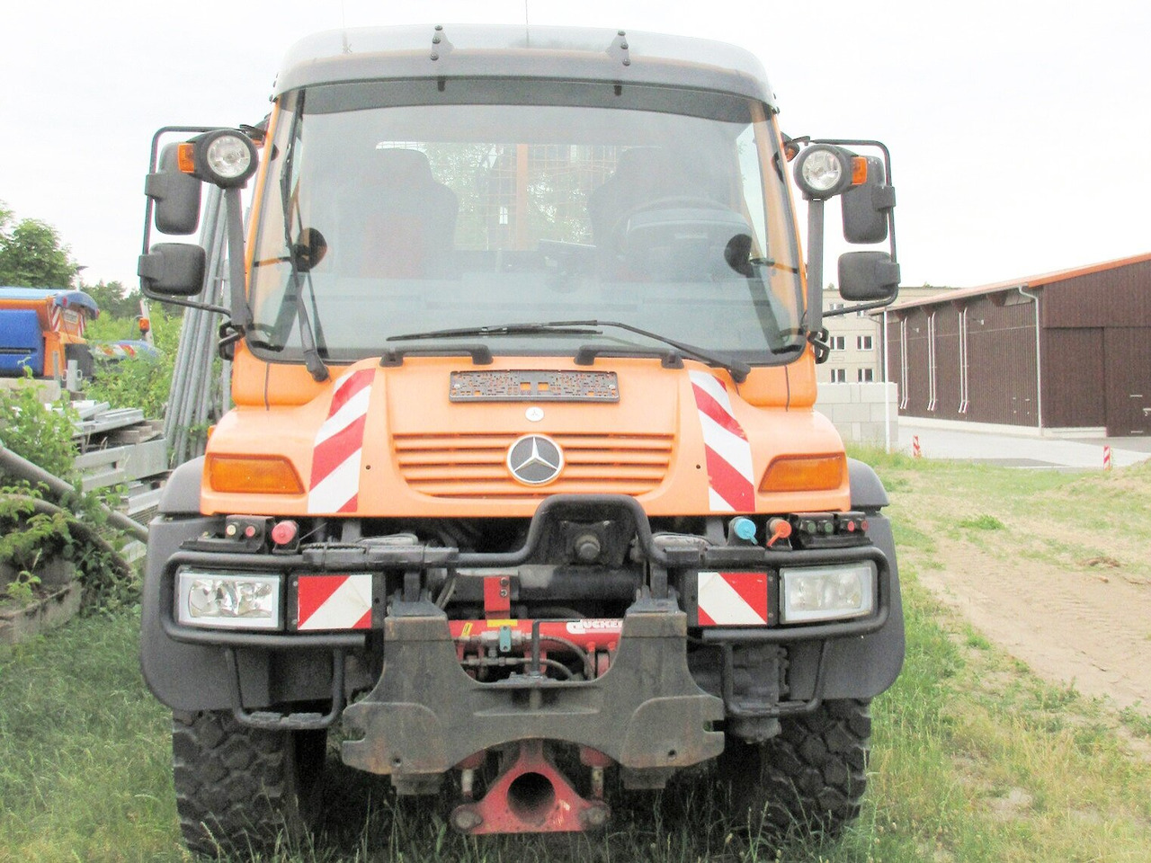 Unimog U500 4x4 U500 4x4 405/40 mit Heckkran Hiab 077-1 HiDuo, absattelbar, Funk - כלי רכב מסחרי: תמונה 4 Unimog U500 4x4 U500 4x4 405/40 mit Heckkran Hiab 077-1 HiDuo, absattelbar, Funk - כלי רכב מסחרי: תמונה 4