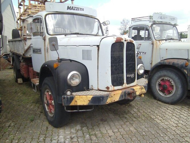 V5 4x2 Saurer V5 4x2 - מזהיר: תמונה 1 V5 4x2 Saurer V5 4x2 - מזהיר: תמונה 1