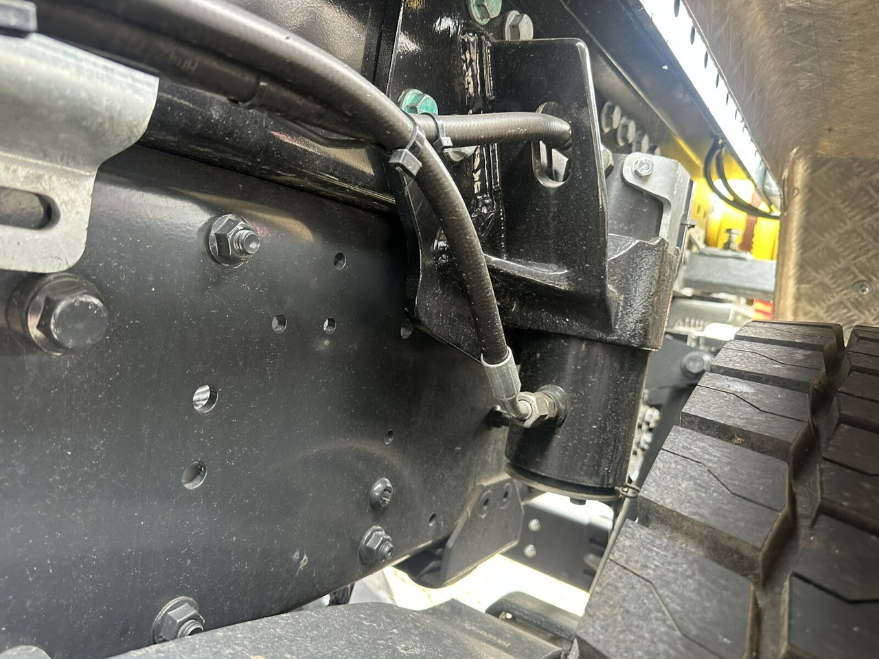 X-Way AD360X48Z 8x4 X-Way AD360X48Z 8x4, Motorabtrieb, Navi, Schub-Knick - משאית הרמת וו: תמונה 4 X-Way AD360X48Z 8x4 X-Way AD360X48Z 8x4, Motorabtrieb, Navi, Schub-Knick - משאית הרמת וו: תמונה 4