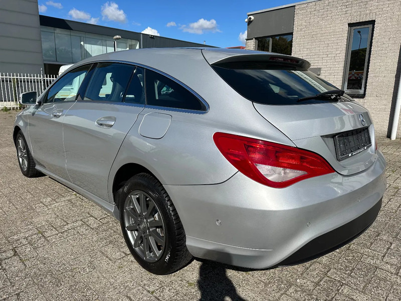 Mercedes-Benz CLA-Klasse 200 D - SHOOTING BRAKE + STANDKLIMA + NAVI - מכונית: תמונה 3 Mercedes-Benz CLA-Klasse 200 D - SHOOTING BRAKE + STANDKLIMA + NAVI - מכונית: תמונה 3