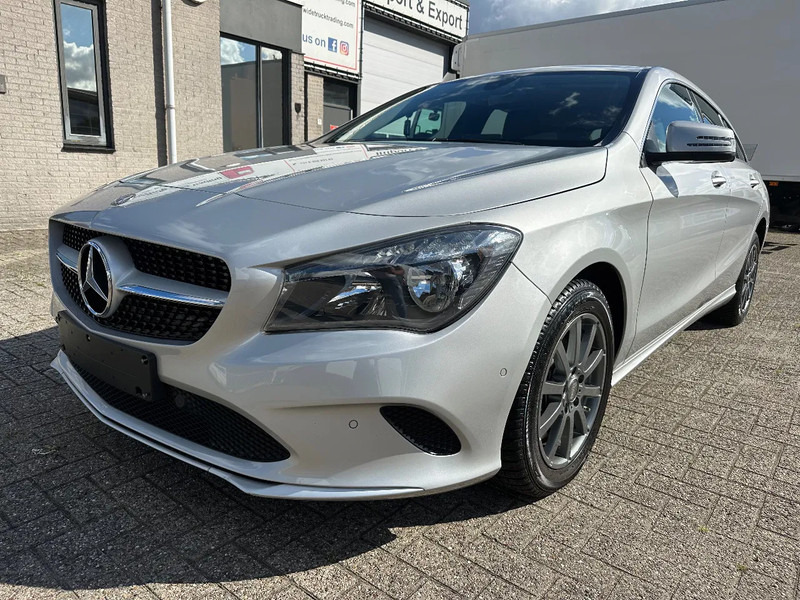 Mercedes-Benz CLA-Klasse 200 D - SHOOTING BRAKE + STANDKLIMA + NAVI - מכונית: תמונה 1 Mercedes-Benz CLA-Klasse 200 D - SHOOTING BRAKE + STANDKLIMA + NAVI - מכונית: תמונה 1