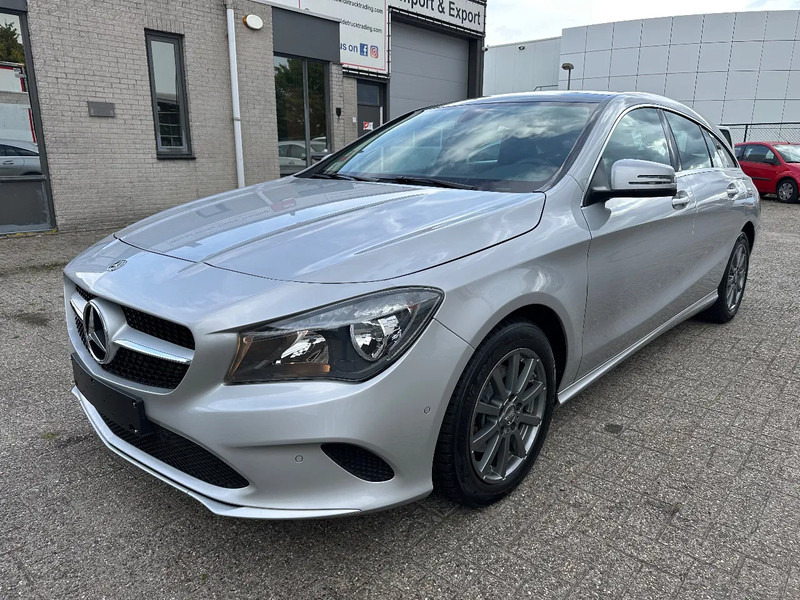 Mercedes-Benz CLA-Klasse 200 D - SHOOTING BRAKE + STANDKLIMA + NAVI - מכונית: תמונה 1 Mercedes-Benz CLA-Klasse 200 D - SHOOTING BRAKE + STANDKLIMA + NAVI - מכונית: תמונה 1
