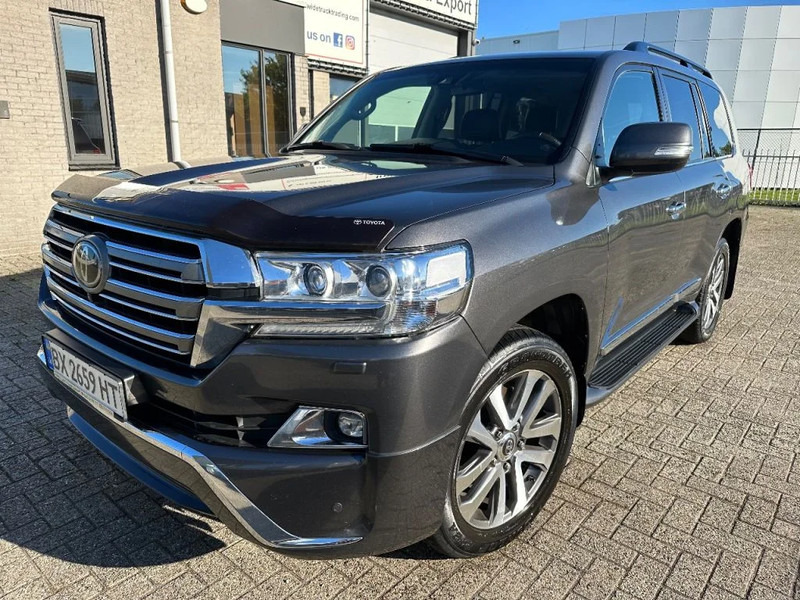 Toyota Land Cruiser V8 LAND CRUISER 200 V8 + CAMERA 360 + FRIDGE + DIESEL + ONLY EXPORT - SUV: תמונה 1 Toyota Land Cruiser V8 LAND CRUISER 200 V8 + CAMERA 360 + FRIDGE + DIESEL + ONLY EXPORT - SUV: תמונה 1