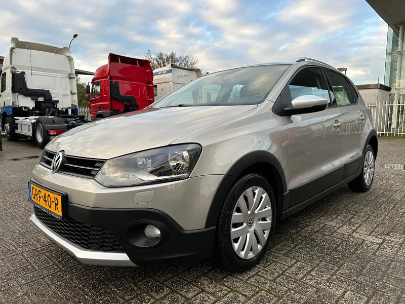 Volkswagen Polo 1.2 TSI CROSS + AUTOMATIC + 101.474 KM + APK/TUV - האצ'בק: תמונה 1 Volkswagen Polo 1.2 TSI CROSS + AUTOMATIC + 101.474 KM + APK/TUV - האצ'בק: תמונה 1
