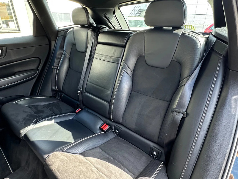 מכונית Volvo XC60 D5 AWD + R-DESIGN + ALCANTARA + CAMERA + NAVI: תמונה 15 מכונית Volvo XC60 D5 AWD + R-DESIGN + ALCANTARA + CAMERA + NAVI: תמונה 15