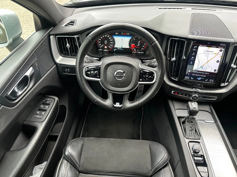 מכונית Volvo XC60 D5 AWD + R-DESIGN + ALCANTARA + CAMERA + NAVI: תמונה 8 מכונית Volvo XC60 D5 AWD + R-DESIGN + ALCANTARA + CAMERA + NAVI: תמונה 8