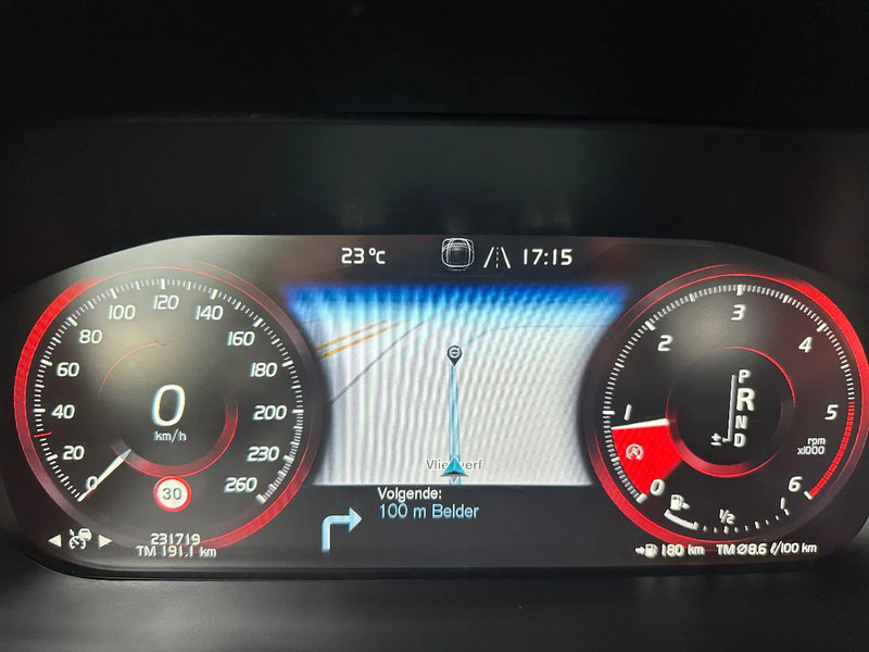 מכונית Volvo XC60 D5 AWD + R-DESIGN + ALCANTARA + CAMERA + NAVI: תמונה 17 מכונית Volvo XC60 D5 AWD + R-DESIGN + ALCANTARA + CAMERA + NAVI: תמונה 17