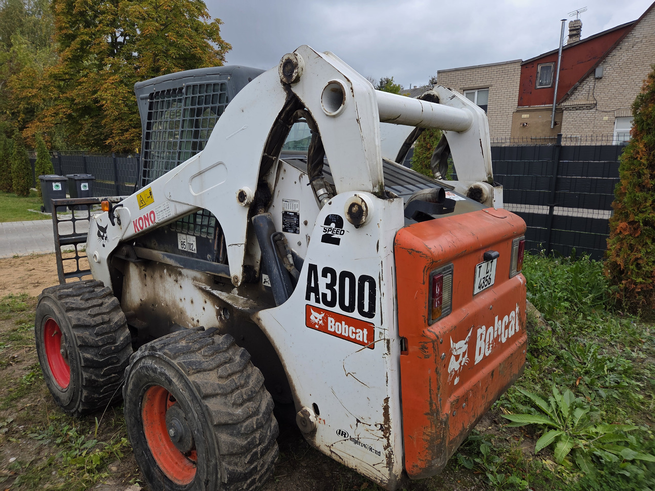 BOBCAT A300 - מעמיס היגוי החלקה: תמונה 3 BOBCAT A300 - מעמיס היגוי החלקה: תמונה 3