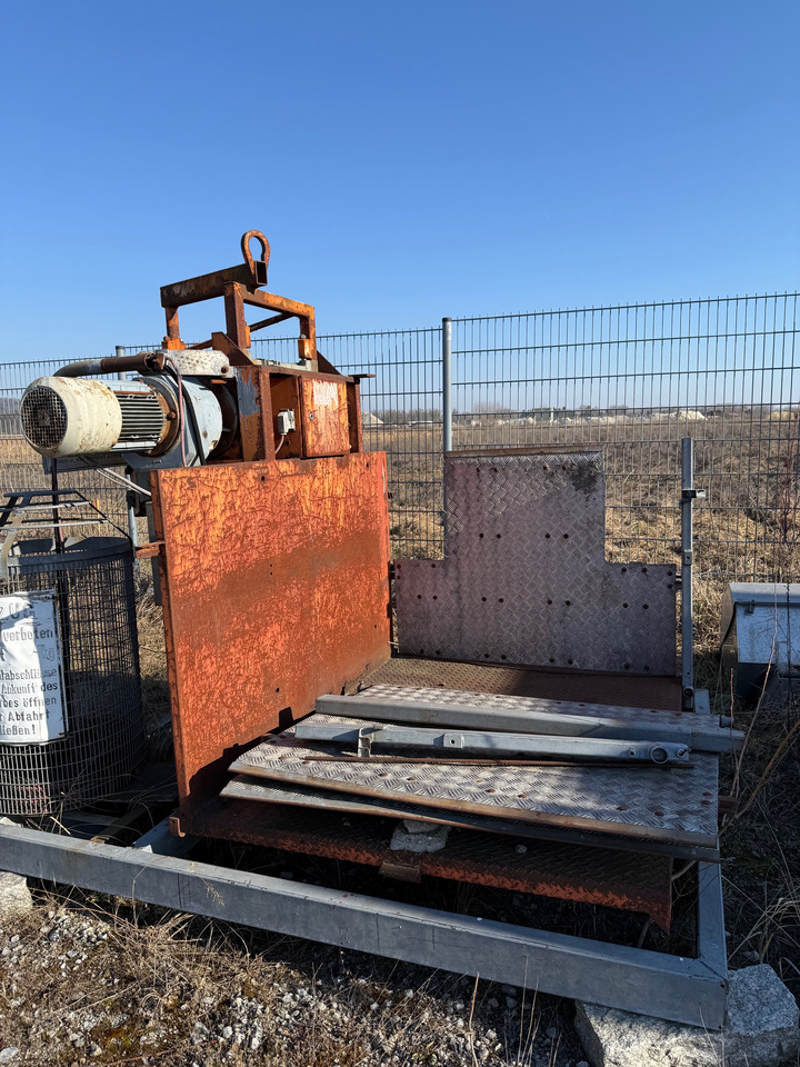 Ebbs+Radinger Lastenaufzug ZL600 - פלטפורמה אווירית: תמונה 3 Ebbs+Radinger Lastenaufzug ZL600 - פלטפורמה אווירית: תמונה 3