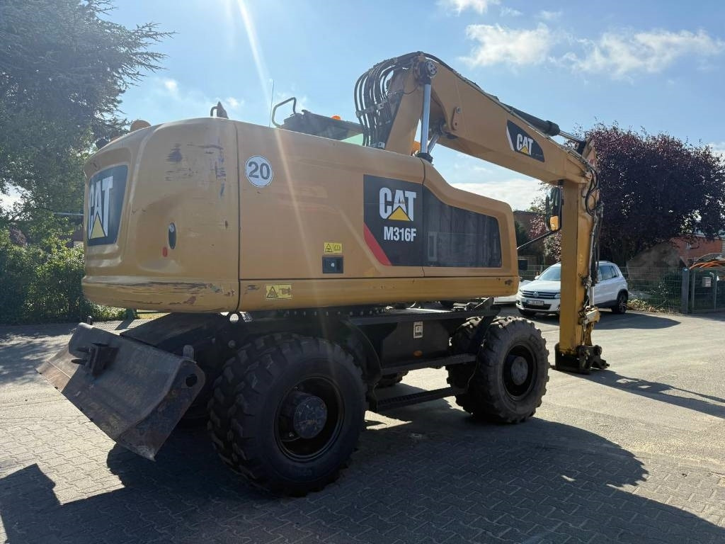 CAT M 316F - מחפר גלגלים: תמונה 4 CAT M 316F - מחפר גלגלים: תמונה 4