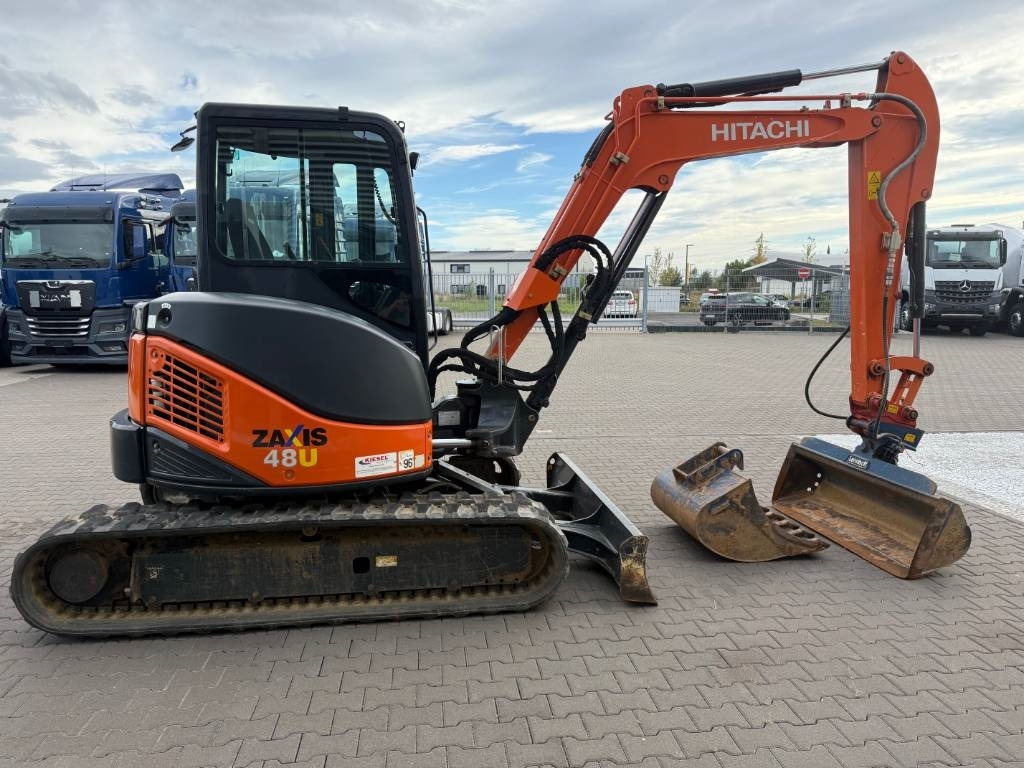 Hitachi ZX 48 U-3 CLR - מיני מחפר: תמונה 4 Hitachi ZX 48 U-3 CLR - מיני מחפר: תמונה 4