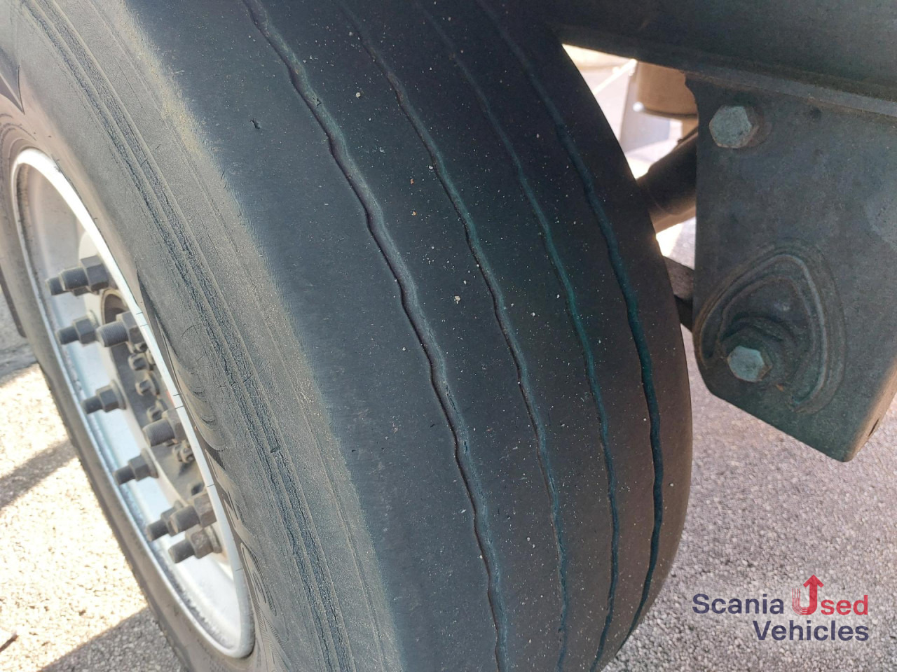 KFB Jessen ZAA Durchlader mit LBW MBB Typ C2000S - קרון נגרר בתיבה סגורה: תמונה 4 KFB Jessen ZAA Durchlader mit LBW MBB Typ C2000S - קרון נגרר בתיבה סגורה: תמונה 4