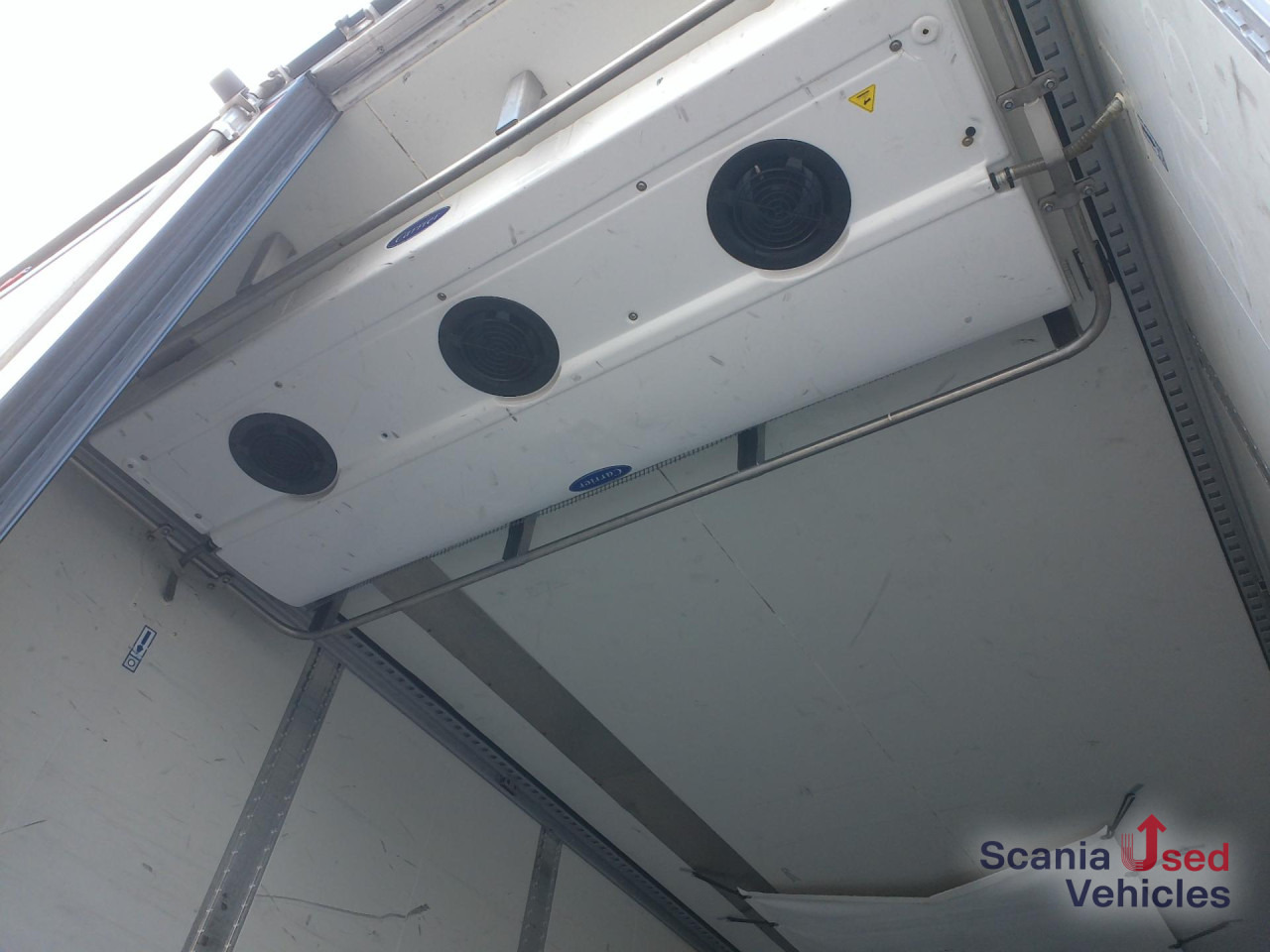 KRONE SD Kühlauflieger Carrier 1950 MT Multi Temp - סמיטריילר עם קירור: תמונה 4 KRONE SD Kühlauflieger Carrier 1950 MT Multi Temp - סמיטריילר עם קירור: תמונה 4
