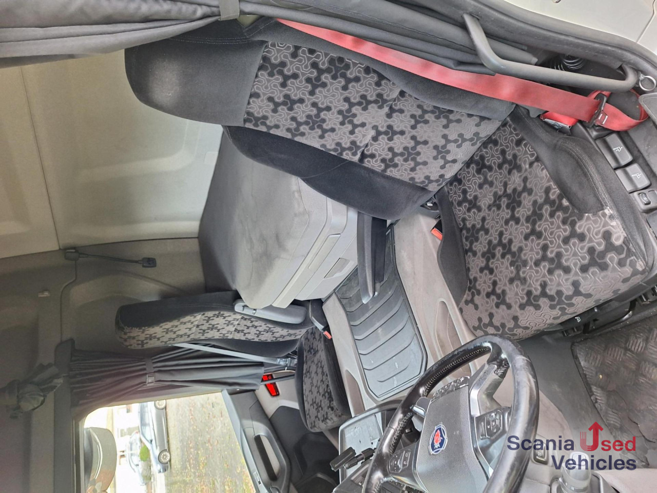 SCANIA G 410 A4x2NA ADR/FL Nebenantrieb - יחידת טרקטור: תמונה 4 SCANIA G 410 A4x2NA ADR/FL Nebenantrieb - יחידת טרקטור: תמונה 4