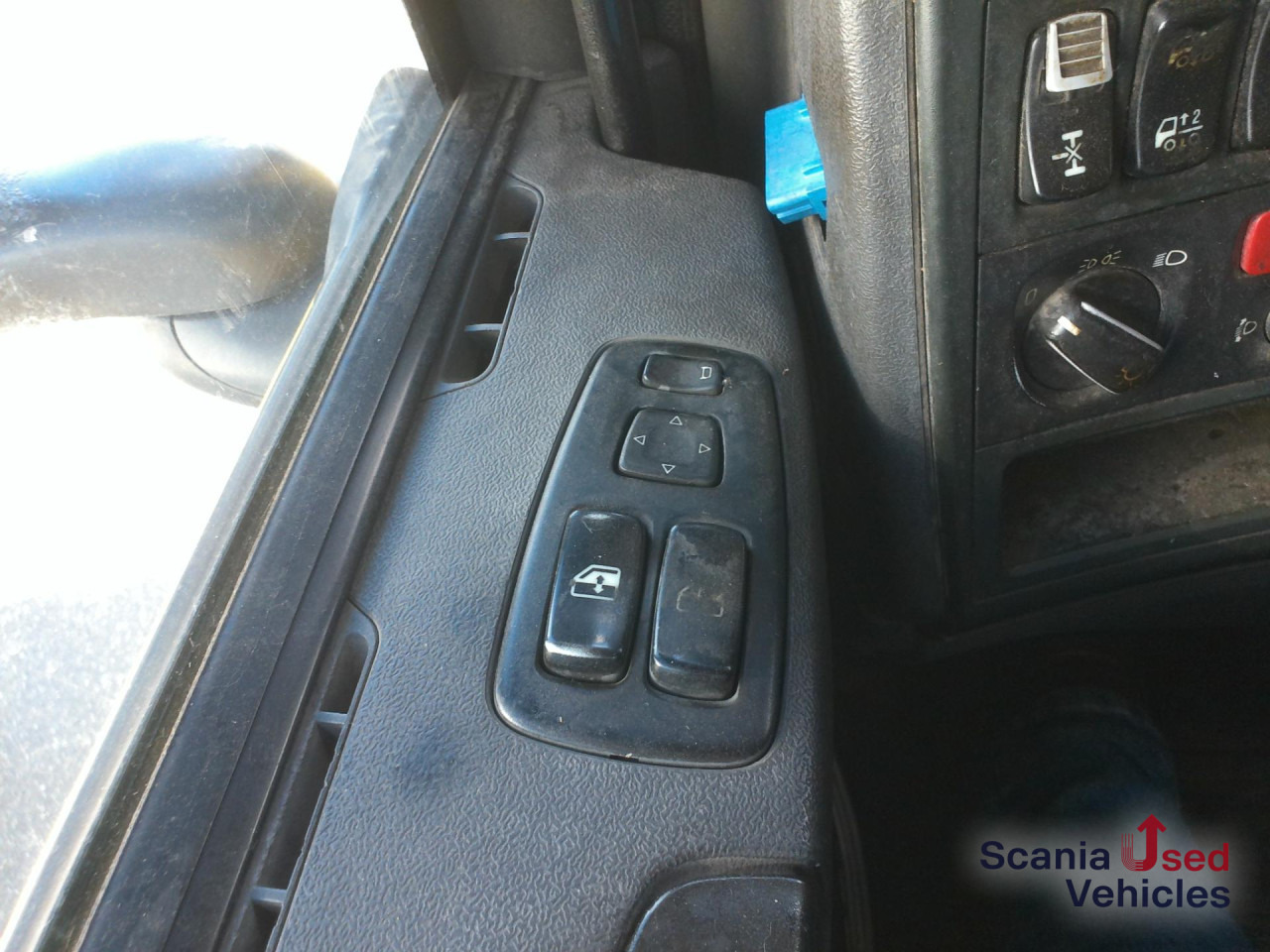 SCANIA R 420 LA4x2MEB Volumen MEGA Jumbo Vollluft - יחידת טרקטור: תמונה 5 SCANIA R 420 LA4x2MEB Volumen MEGA Jumbo Vollluft - יחידת טרקטור: תמונה 5